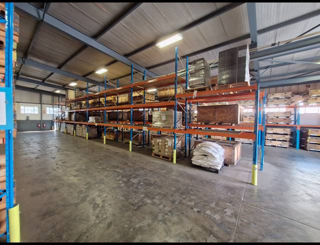 1,200M² FACTORY TO LET IN JET PARK